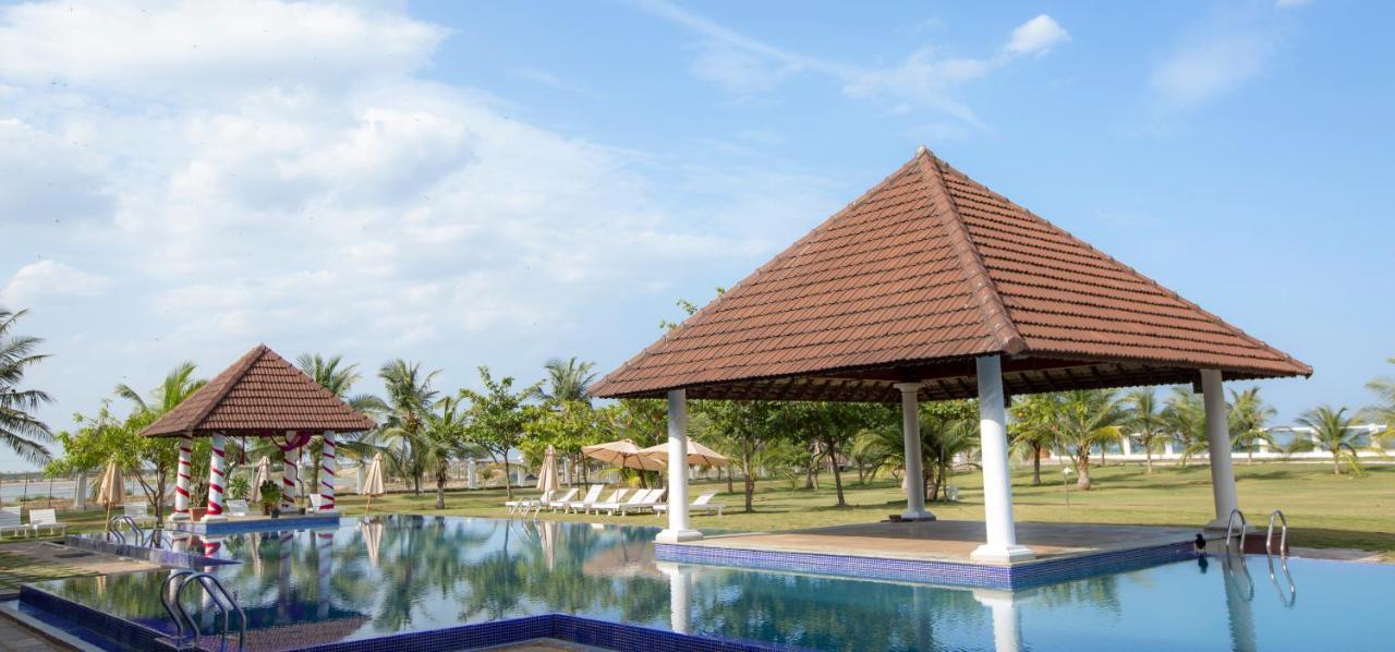 Hotel Le Pondy à Pondichéry Extérieur photo
