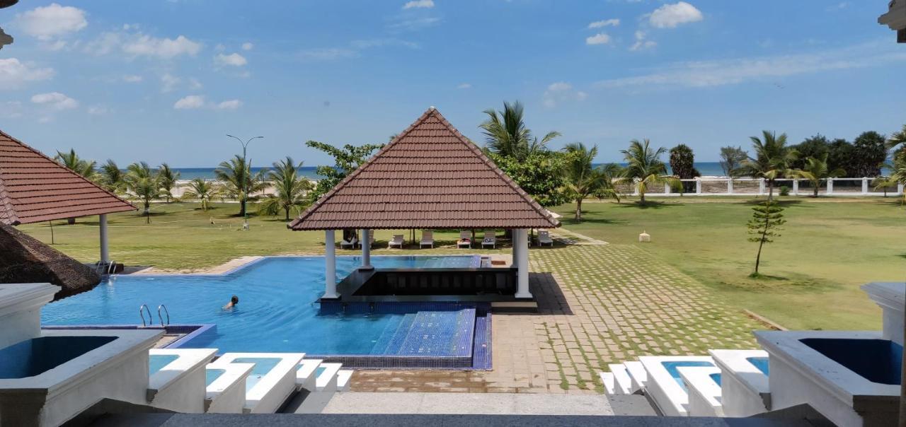 Hotel Le Pondy à Pondichéry Extérieur photo