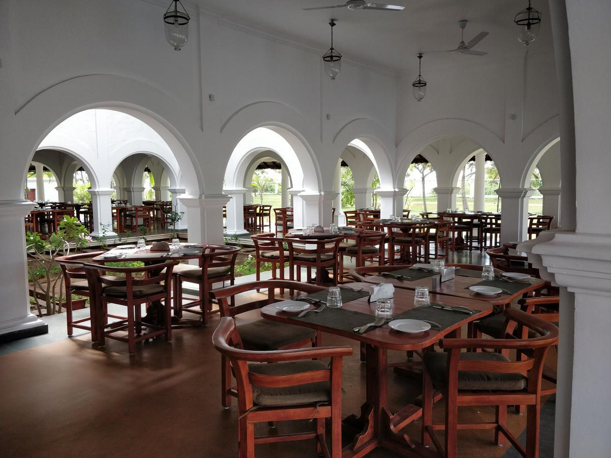 Hotel Le Pondy à Pondichéry Extérieur photo