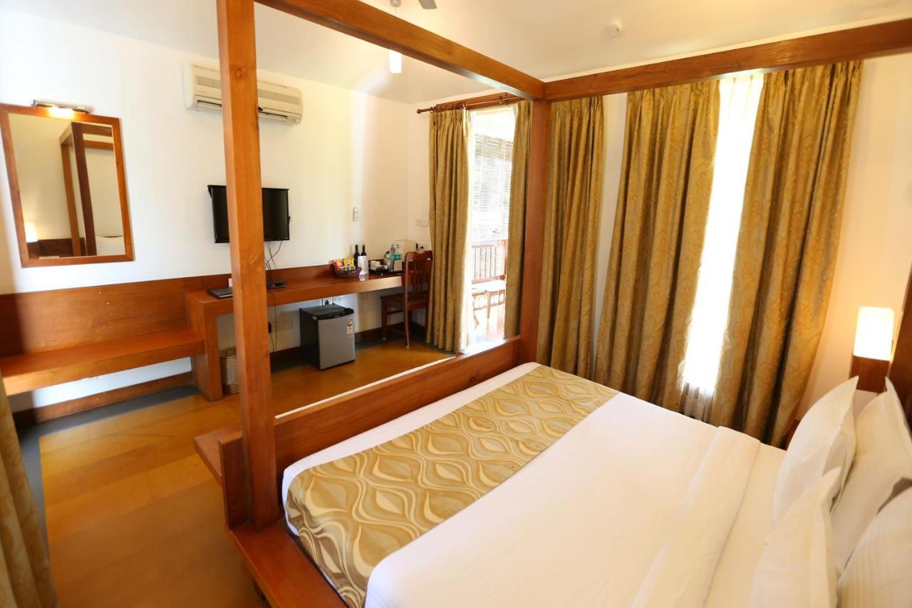 Hotel Le Pondy à Pondichéry Extérieur photo